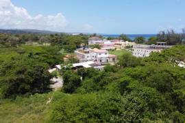 Residential Lot for Sale in Runaway Bay