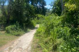 Residential Lot for Sale in Runaway Bay