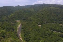 Residential Lot for Sale in Hope Bay