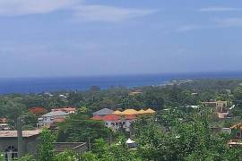 Residential Lot for Sale in Runaway Bay