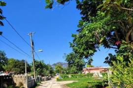 Residential Lot for Sale in Runaway Bay