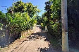 Residential Lot for Sale in Runaway Bay