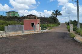 Residential Lot for Sale in Hat Field