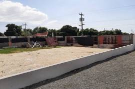 Residential Lot for Rent in Kingston 10