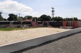 Residential Lot for Rent in Kingston 10