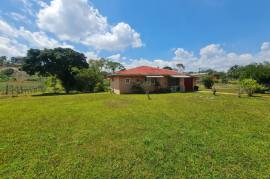 3 Bedrooms 2 Bathrooms, Development Land (Residential) for Sale in Mandeville