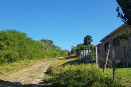 Development Land (Residential) for Sale in Cave