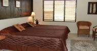 20 Bedrooms 17 Bathrooms, Resort Apartment/Villa for Sale in Runaway Bay