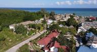 8 Bedrooms 7 Bathrooms, Resort Apartment/Villa for Sale in Runaway Bay