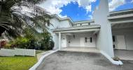 4 Bedrooms 3 Bathrooms, Resort Apartment/Villa for Rent in Kingston 6