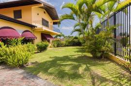 5 Bedroom House For Sale In Kingston & St. Andrew