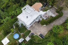 6 Bedroom House For Sale In Kingston & St. Andrew