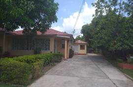 5 Bedroom House For Sale In Kingston & St. Andrew