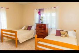 6 Bedroom House For Sale In Westmoreland