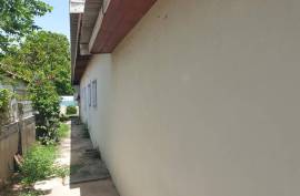 6 Bedroom House For Sale In St. Catherine