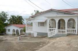 6 Bedroom House For Sale In St. Elizabeth