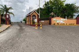 2 Bedroom House For Sale In Trelawny