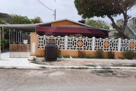 4 Bedroom House For Sale In St. Catherine