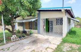 4 Bedroom House For Sale In St. Catherine