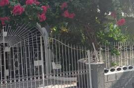 6 Bedroom House For Sale In Kingston & St. Andrew