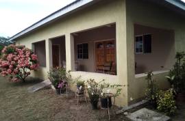 3 Bedroom House For Sale In Clarendon