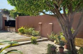 4 Bedroom House For Sale In Kingston & St. Andrew