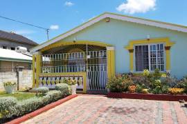 2 Bedroom House For Rent In St. James