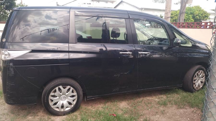 2013 MAZDA BIANTE