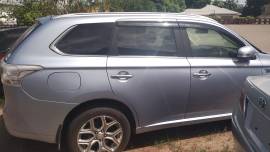 2015 MITSUBISHI OUTLANDER