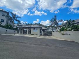 Apartment for Rent St. James, Reading