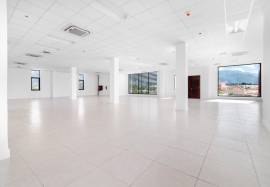 Commercial Bldg/Offices for Rent Kingston & St. An