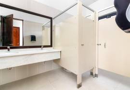 Commercial Bldg/Offices for Rent Kingston & St. An