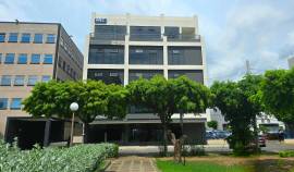 Commercial Bldg/Offices for Rent Kingston & St. An