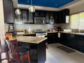 Townhouse for Rent St. James, Spring Garden