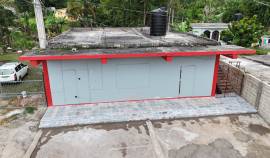 Commercial Bldg/Offices for Rent St. Ann, Browns T