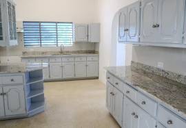 House for Rent St. James, Unity Hall