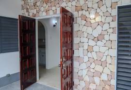 House for Rent St. James, Unity Hall