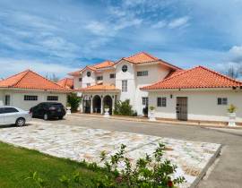 Townhouse for Rent St. James, Ironshore