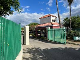 Commercial Bldg/Offices for Rent Kingston & St. An