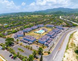 Townhouse for Rent St. Ann, Priory