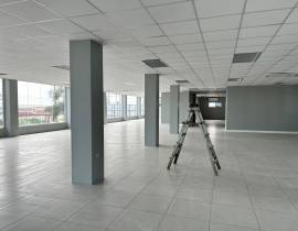 Commercial Bldg/Offices for Rent Kingston & St. An