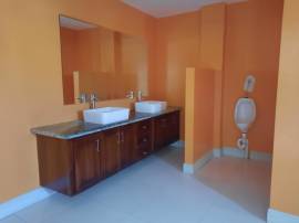 Commercial Bldg/Offices for Rent Kingston & St. An