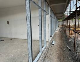 Commercial Bldg/Offices for Rent Clarendon, May Pe