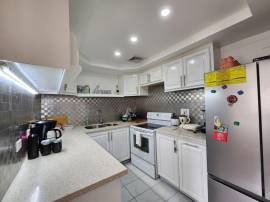 Resort Apartment/Villa for Rent Kingston & St. And