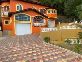 House for Rent St. James, Porto Bello Heights