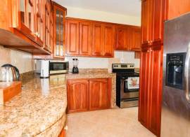 House for Rent Manchester, Hibiscus Gardens