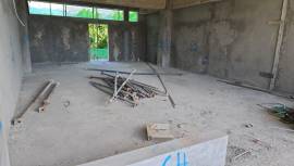 Commercial Bldg/Offices for Rent Kingston & St. An