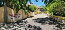 Hotel for Sale St. Elizabeth, Treasure Beach