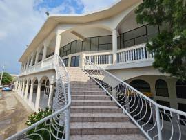 Commercial Bldg/Offices for Sale St. James, Monteg