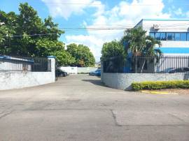 Commercial Bldg/Offices for Rent Kingston & St. An